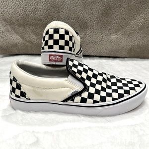 Vans Men Classic Slip-on